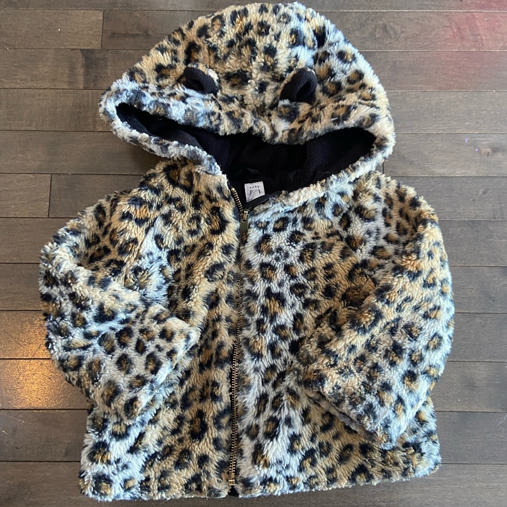 Adorable Leopard Print Coat 2T